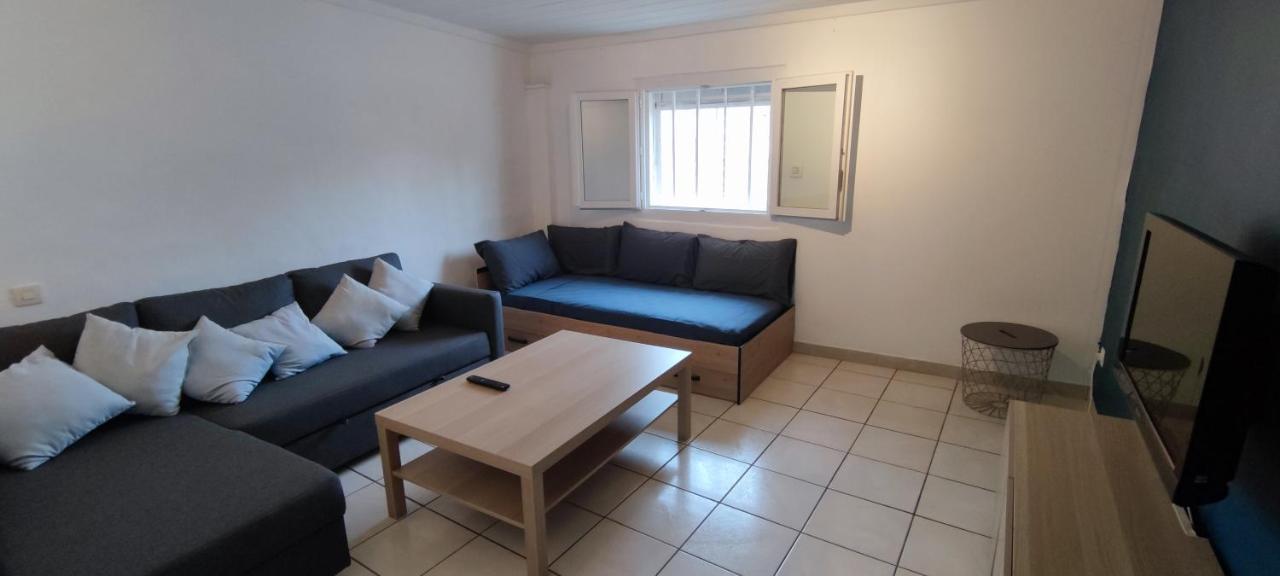 Appartement 45 M² Proche Du Centre Ville Lunel  Eksteriør bilde